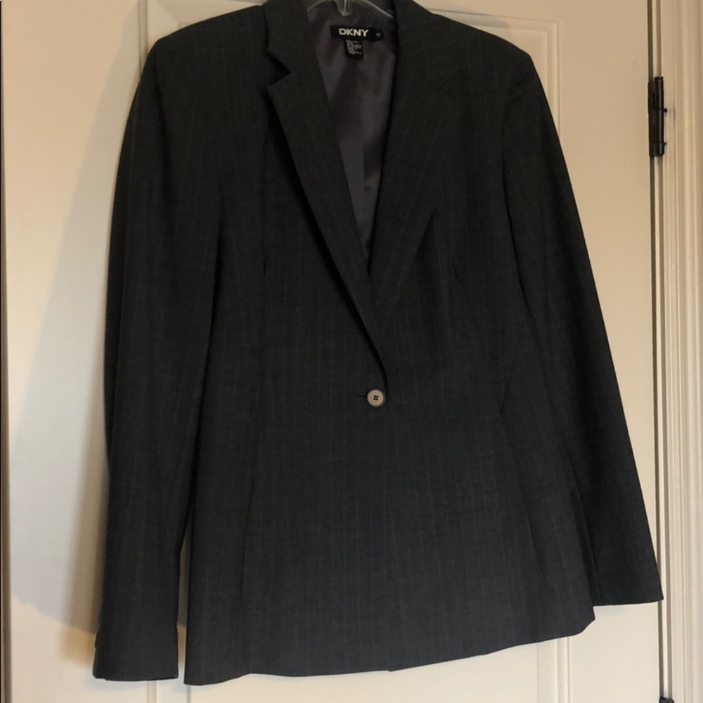 Women’s DKNY Pant Suit Gray Striped